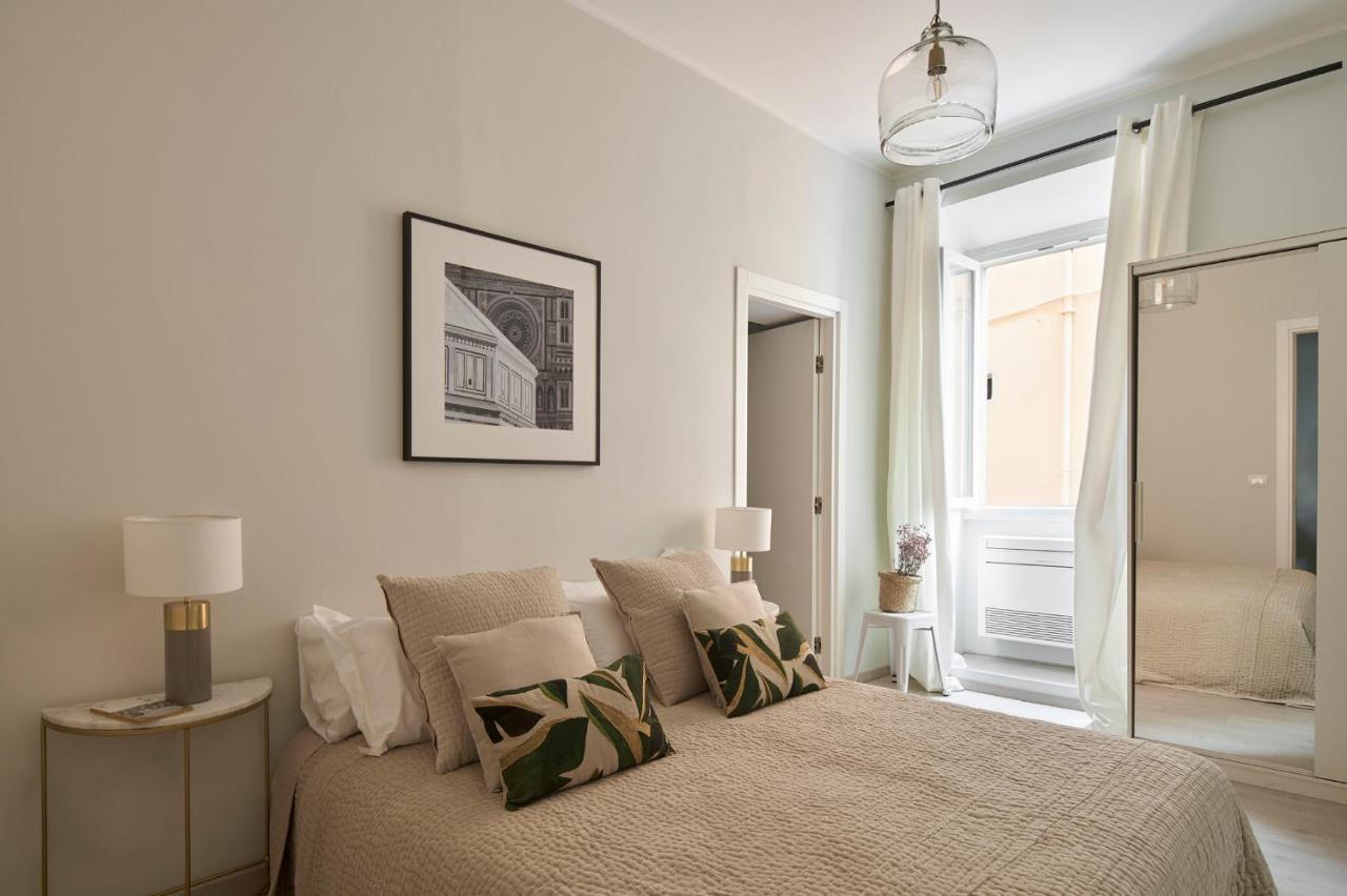3 Master Bedrooms With Balcony On The River With Views Florenz Exterior foto