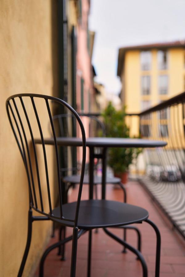 3 Master Bedrooms With Balcony On The River With Views Florenz Exterior foto