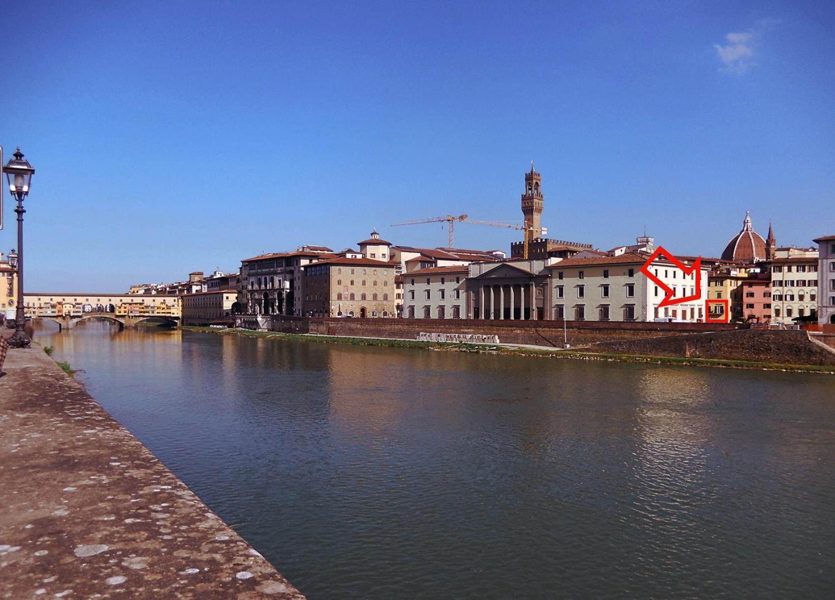3 Master Bedrooms With Balcony On The River With Views Florenz Exterior foto